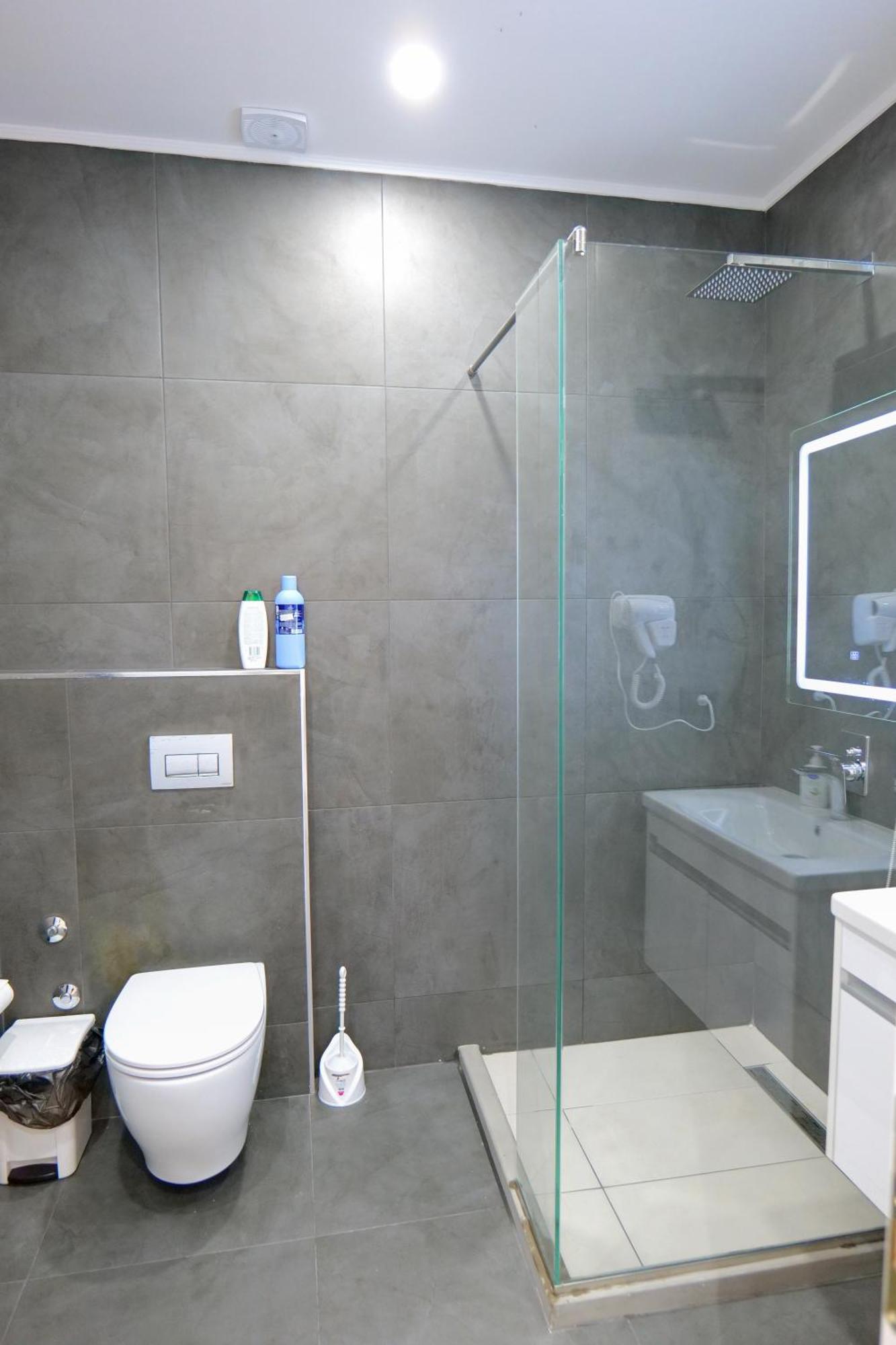 Hotel Celaj Vlora Kültér fotó