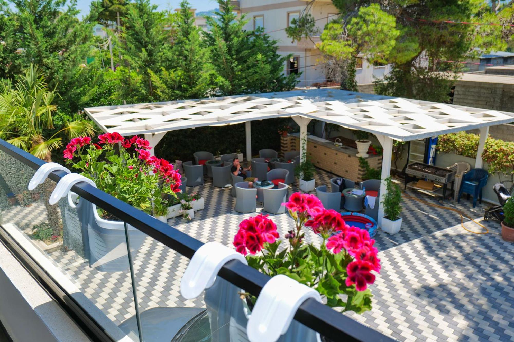 Hotel Celaj Vlora Kültér fotó